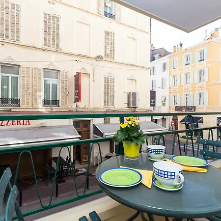 Palais Des Fleurs Apartment Cannes